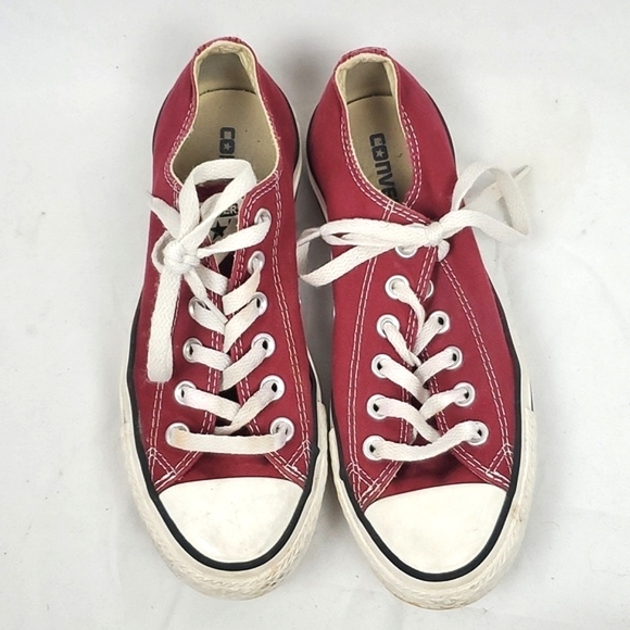 Converse Chuck Taylor All Star‎ Low Rise Sneaker Burgundy Red - Picture 2 of 8